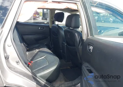 2014 Nissan Rogue Select S z USA, uszkodzony, nr VIN JN8AS5MT3EW101736